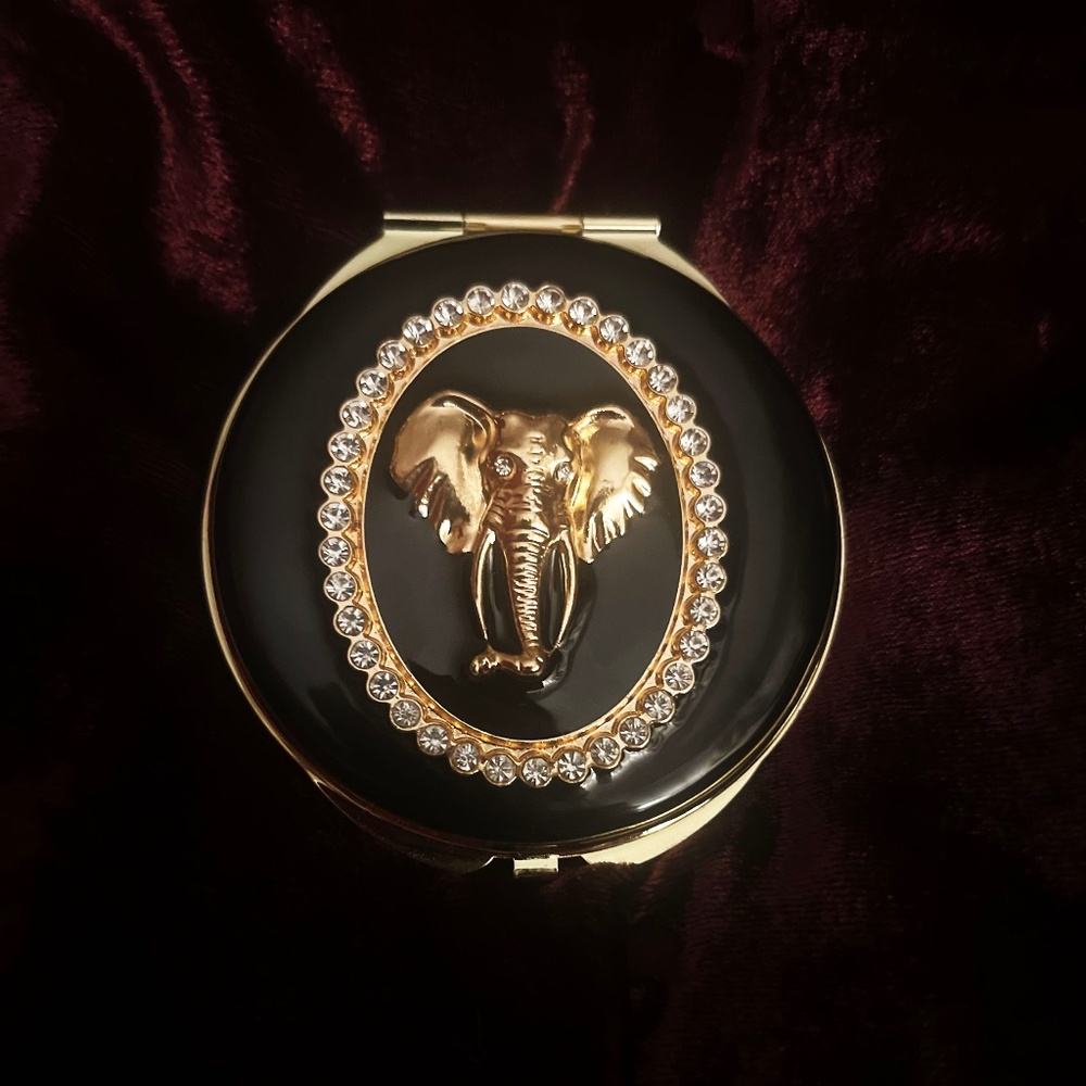 Elephant Motif Compact Mirror